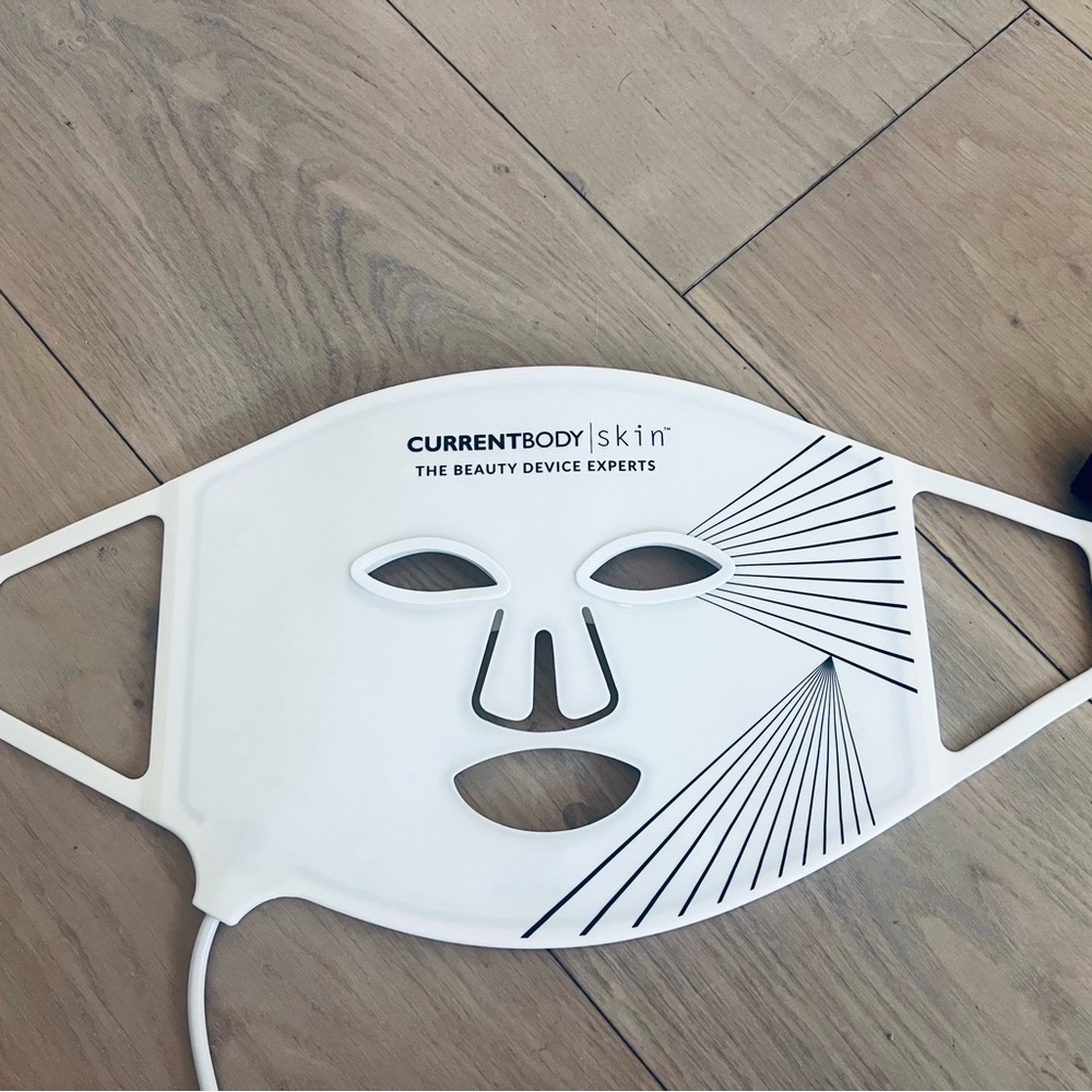 CurrentBody Skin LED Light Therapy Mask （gen 1）